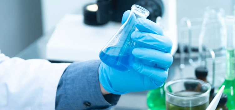 充分发挥我省医药健康领域技术人才优势和平台优势